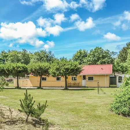 Three-bedroom In Prázdninový dům